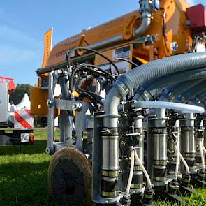 Veenhuis Machines staat op de beurs met de Nutriflow: precisiebemesting voor vloeibare organische mest, waarmee mest optimaal wordt benut door de mogelijkheid om fosfaat en stikstof plaatsspecifiek toe te dienen.