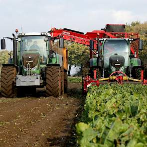 De stap naar een rooier met opbrengstmeting was niet groot. De combine en de aardappelrooier van Sterenborg zijn al voorzien van een dergelijk systeem.  „De bieten vullen een kwart van mijn bouwplan. Dat is een heel grote oppervlakte waar je anders niets