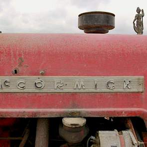 De basis vormt een Mc Cormick 217 uit 1960 met een motorvermogen van 17 pk. De machine is in 2007 gebouwd en een jaar later in gebruik genomen.