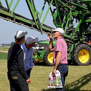 In deze demo werden vier systemen getoond: conventioneel, Airtec, luchtondersteuning, WingSSprayer.